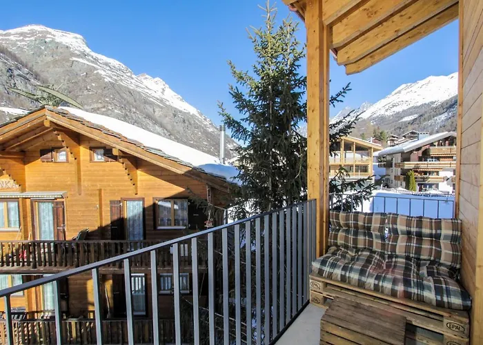 House Mojo Apartment