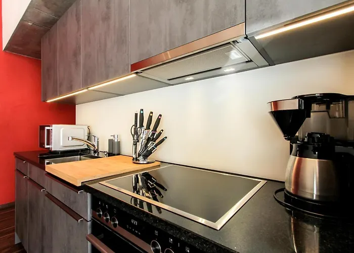 Apartment House Mojo